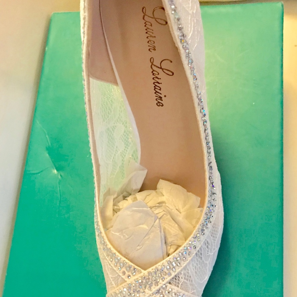 Lauren Lorraine Lace Rhinestone Heels 9.5 - Picture 5 of 8